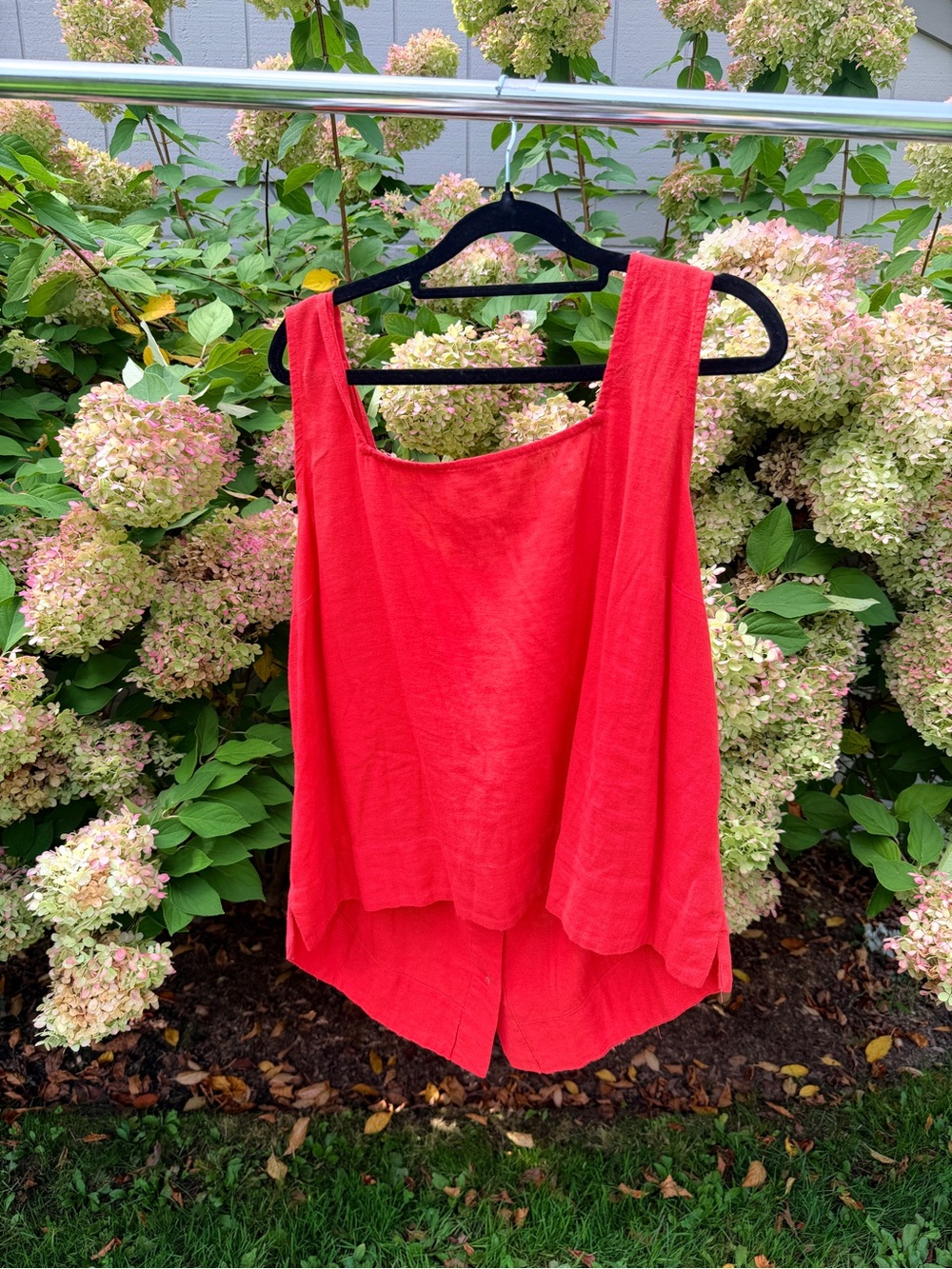 LC Lauren Conrad Coral-Red Sleeveless Linen-Blend Tank